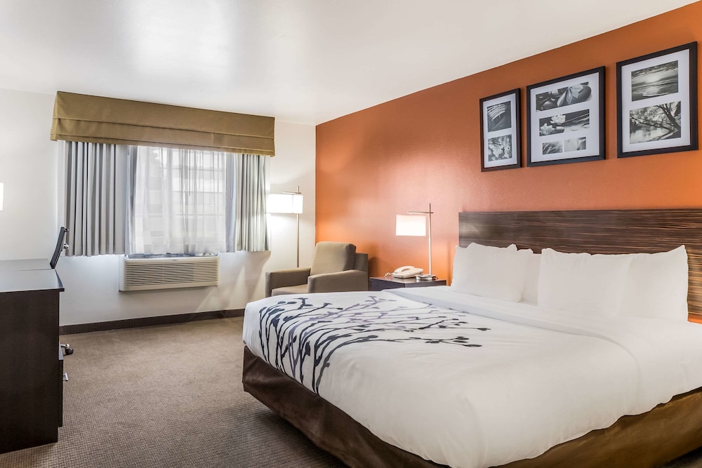 Sleep Inn North Liberty - photo 27