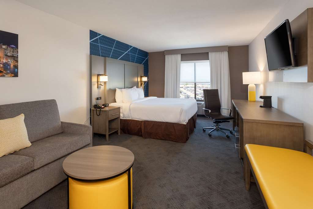 Comfort Inn & Suites Buffalo Airport - photo 10