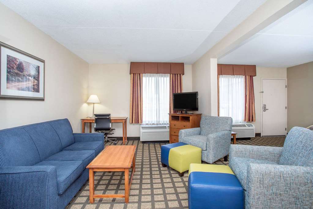 Baymont by Wyndham Hays - photo 26