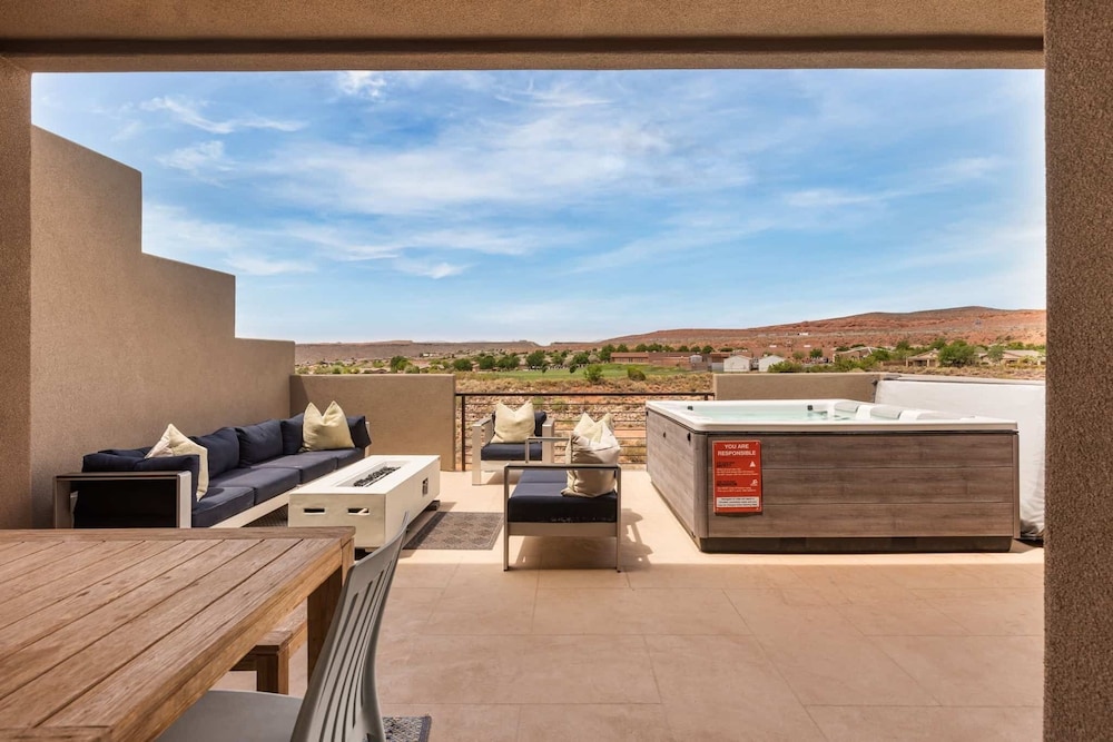 The Good Place by RedAwning — 4-Star Luxury Hotel in Washington, United States