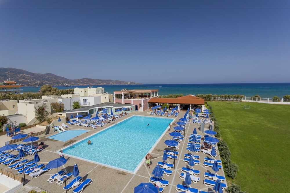 Dessole Dolphin Bay Resort — 4-Star Luxury Hotel in Irakleion, Greece