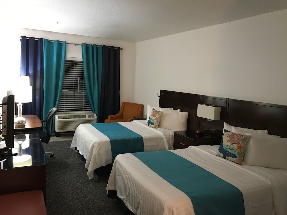 Hotel Pensacola - photo 13