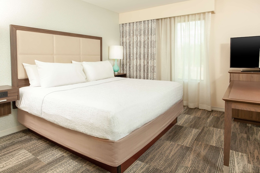 Hampton Inn & Suites Niles Warren - photo 5