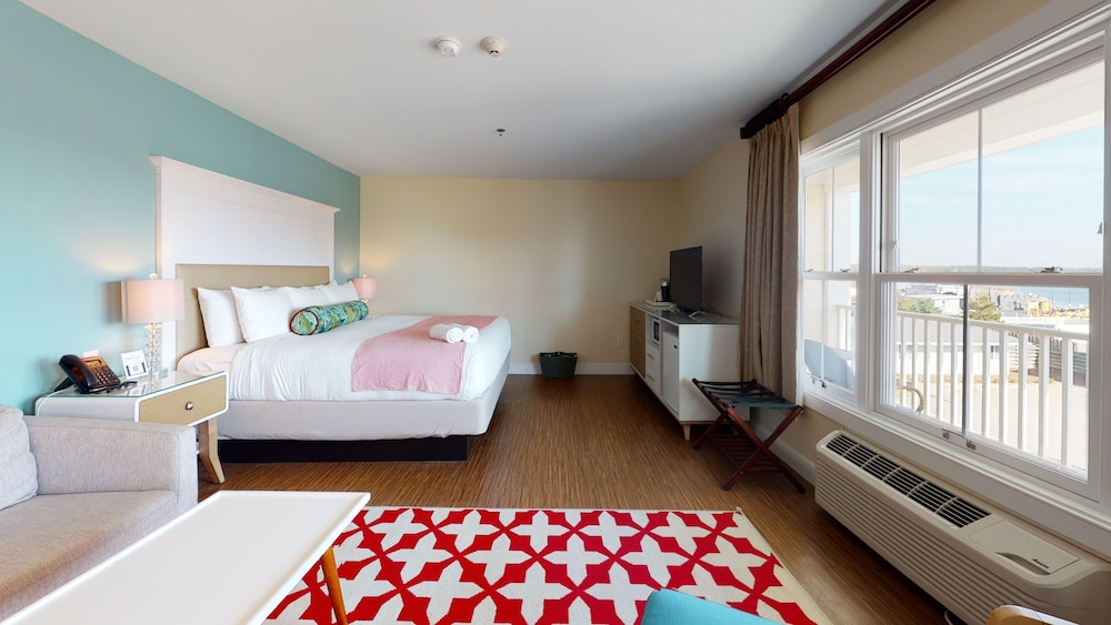 The Hotel Maria - photo 37