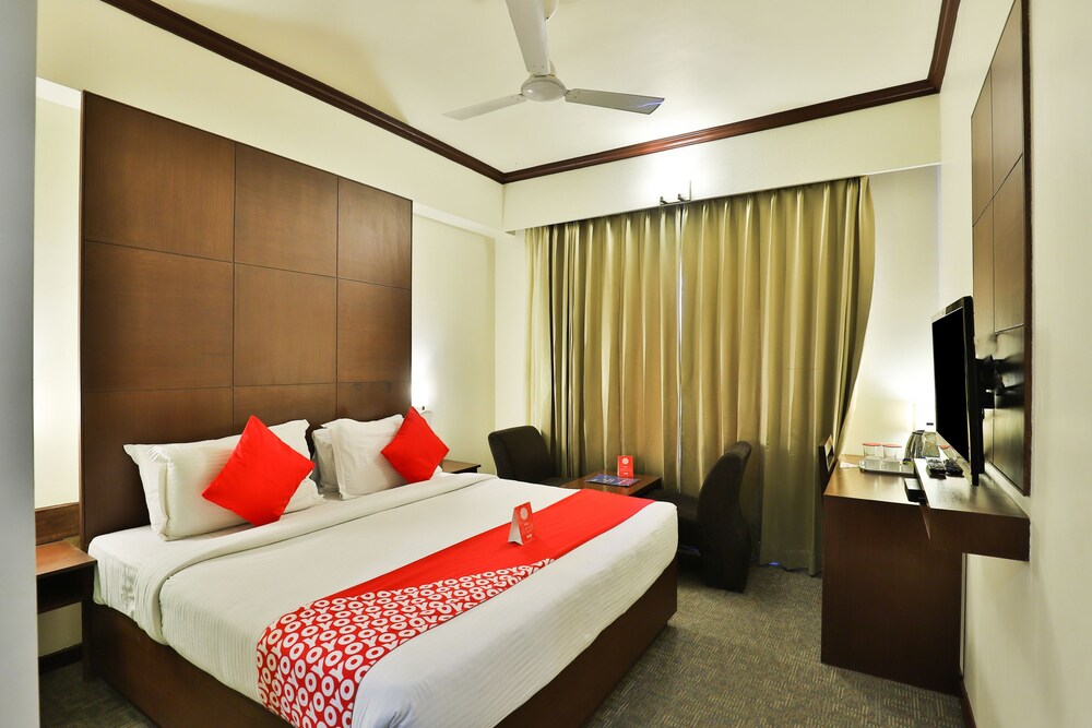 Hotel Aum Regency — Vadodara — photo 2