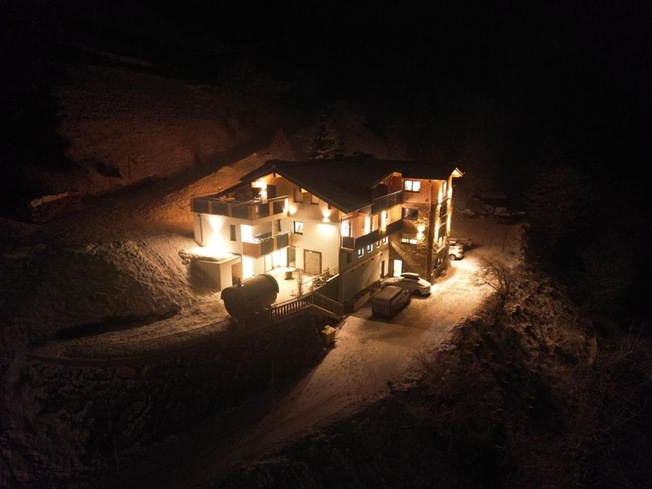 Landhaus Oberzinnegg — 4-Star Luxury Hotel in Saalbach, Austria