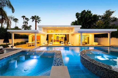Ocotillo Retreat Large Family Home With Pool And Spa — 4-Star Luxury Hotel in Palm Springs, United States