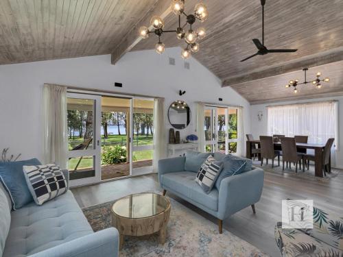 Sunset Escape - last minute hotel in Summerland Point