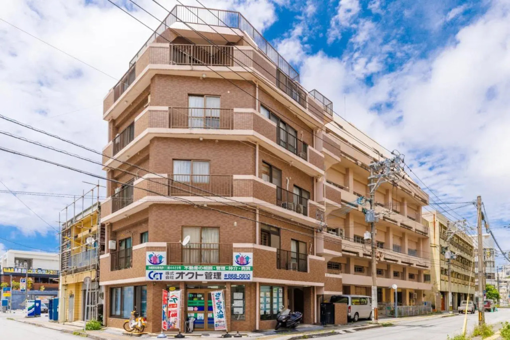 Naha Gajumaru Apartment Hotel 301 in Naha, Japan