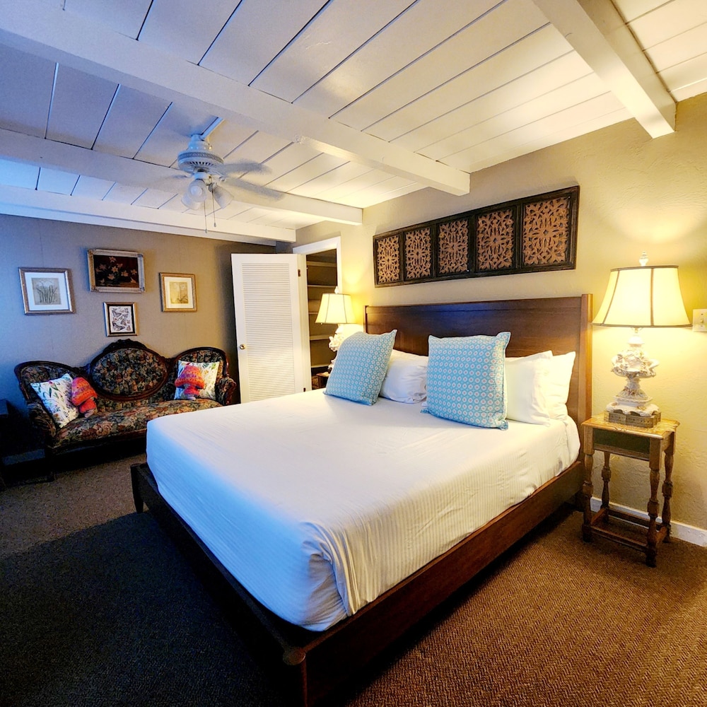 Miranda Gardens Resort - photo 19