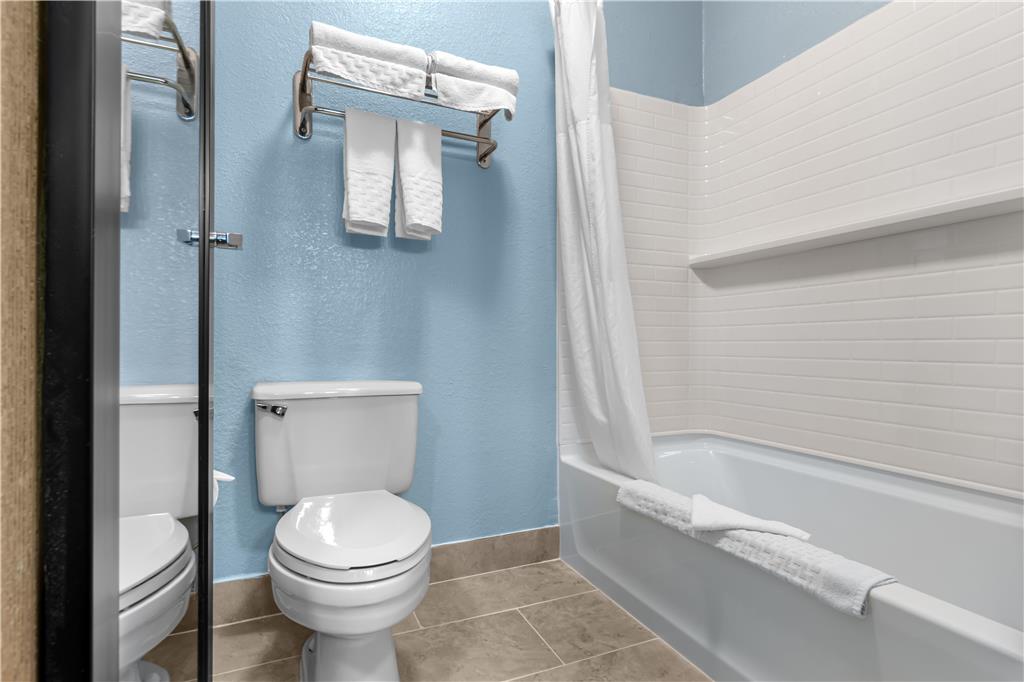 Best Western Teal Lake Inn - photo 33