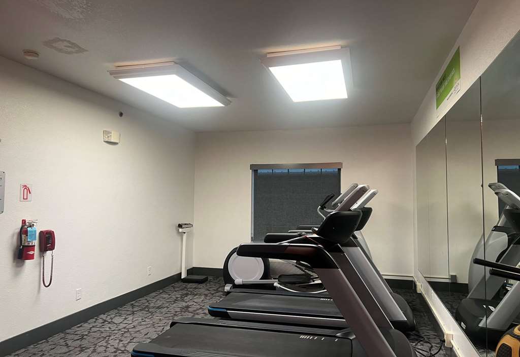 La Quinta Inn & Suites by Wyndham Dalhart - photo 21