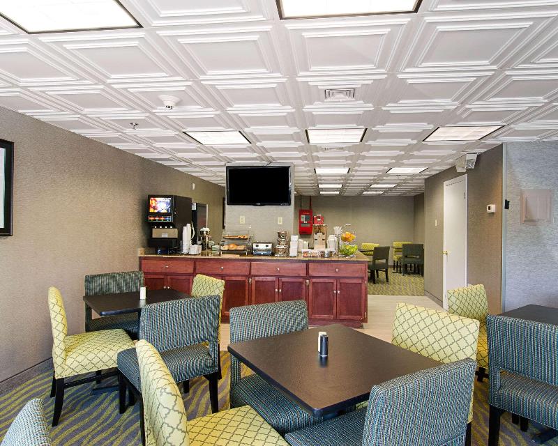 Quality Inn & Suites - photo 39