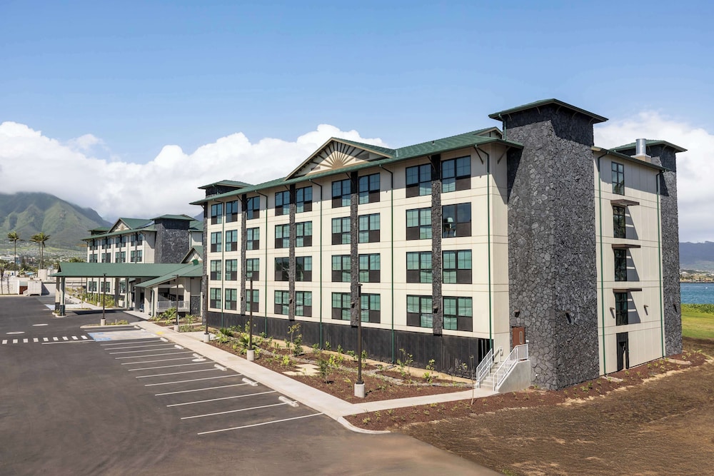 Hampton Inn & Suites by Hilton Maui North Shore - photo 59