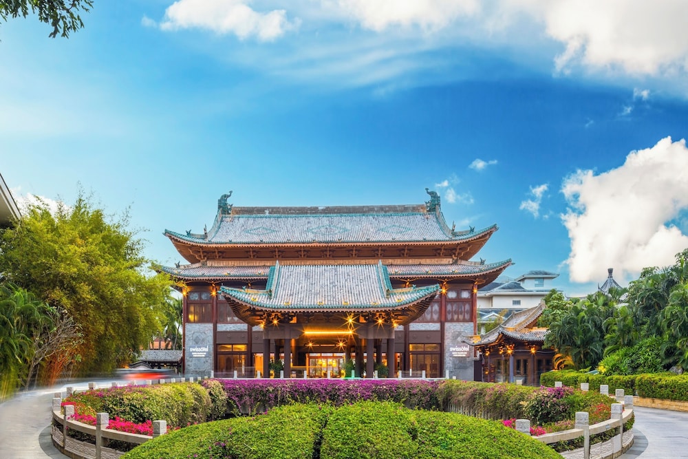 Swissôtel Sanya Yalong Bay in Sanya, People's Republic of China