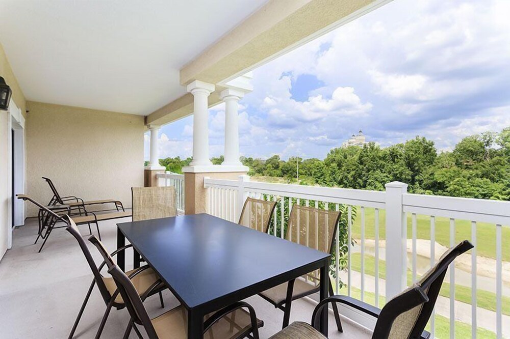 Modern Furniture in Reunion Resort 3 Br condo by RedAwning - photo 5
