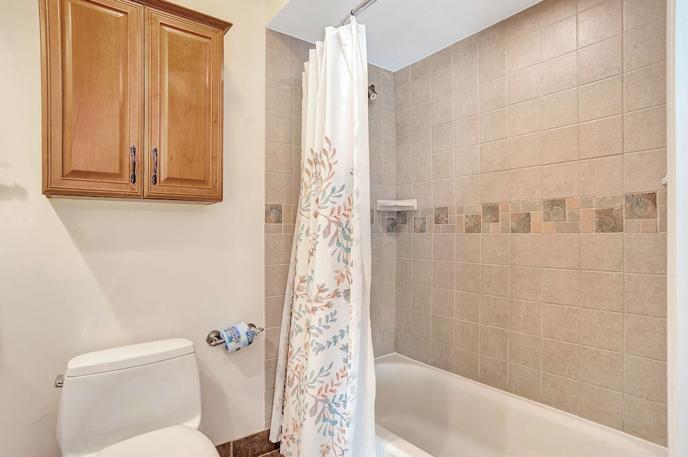 6 Windjammer Court at the Sea Pines Resort - photo 14