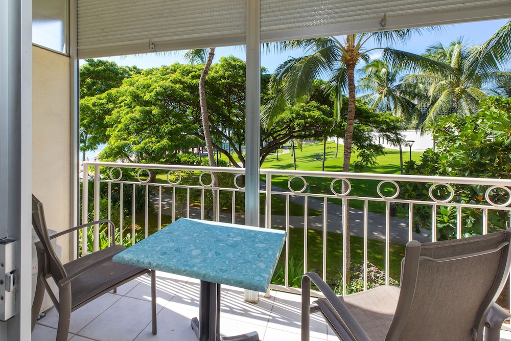 Waikiki Shore By Outrigger - photo 136