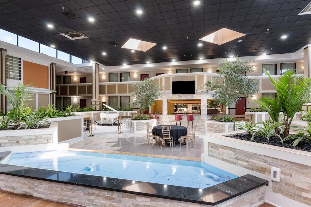 LeBossier Hotel - photo 17