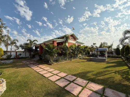 The Maai kaa — Unknown City — photo 3
