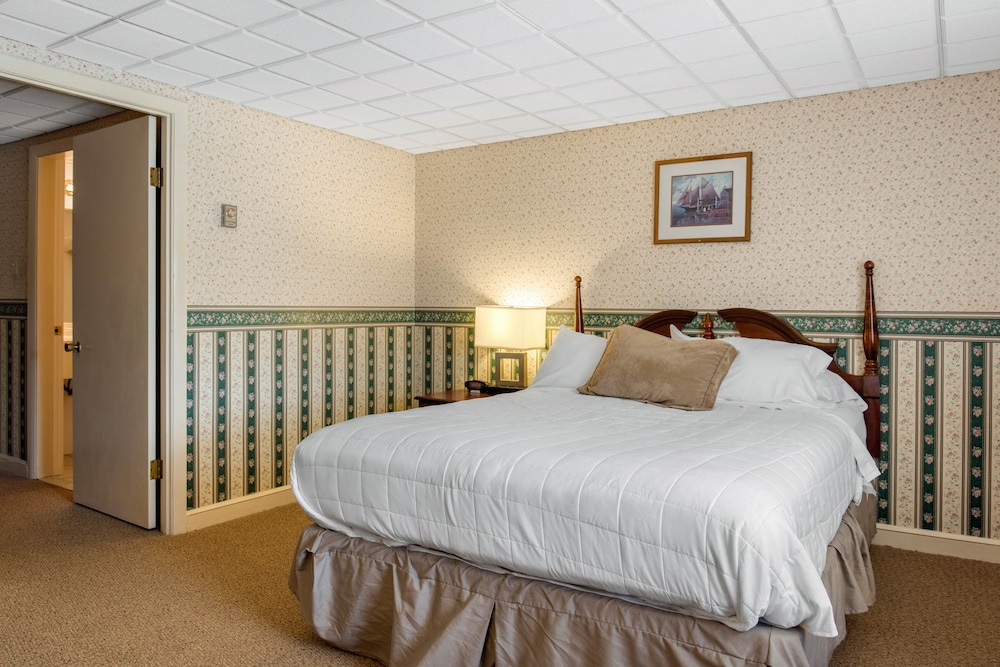 Coachman Inn - photo 24