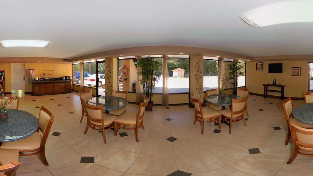 Red Roof Inn Leeds - photo 31