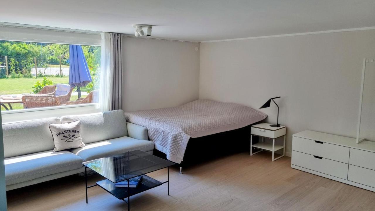 Falsterbo Guesthouse Modern Comfort with Private Patio — 4-Star Luxury Hotel in Skanoer Med Falsterbo, Sweden