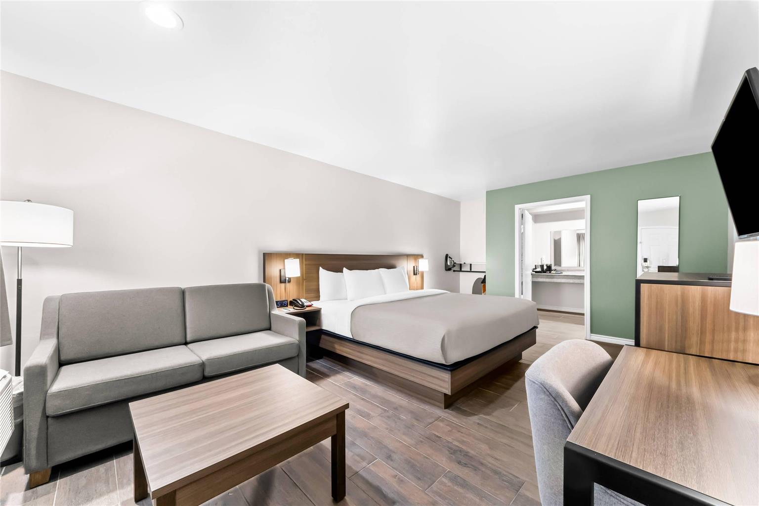 Quality Inn & Suites Port Lavaca Near Lighthouse Beach - photo 14