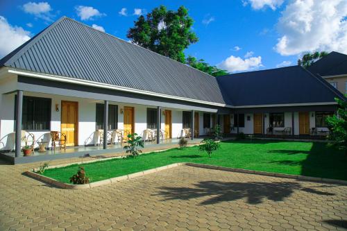 Hakuna Woga Inn pet-friendly hotel Arusha