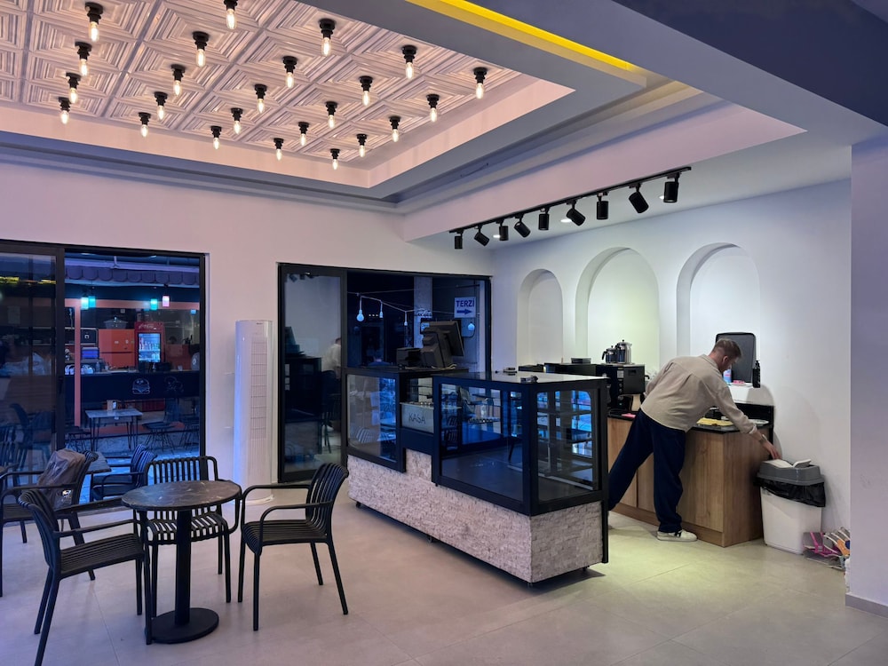 Altinoluk Hotel in Edremit, Turkey