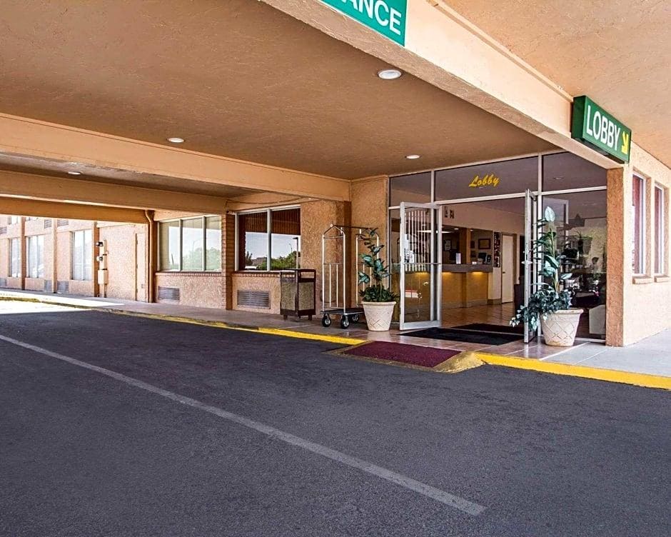 Quality Inn Sierra Vista - photo 2