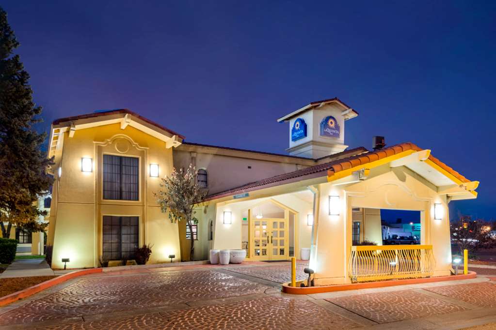 La Quinta Inn by Wyndham Farmington - photo 4
