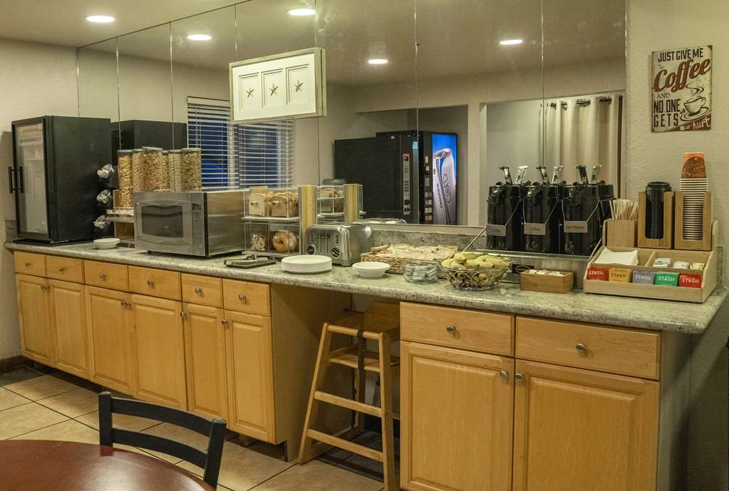 Americas Best Value Inn Lynnwood Seattle - photo 18