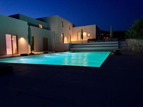 Antiparos Gems — Agios Georgios