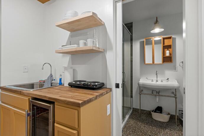 Roamstead Smoky Mountains - last minute hotel in Unknown City