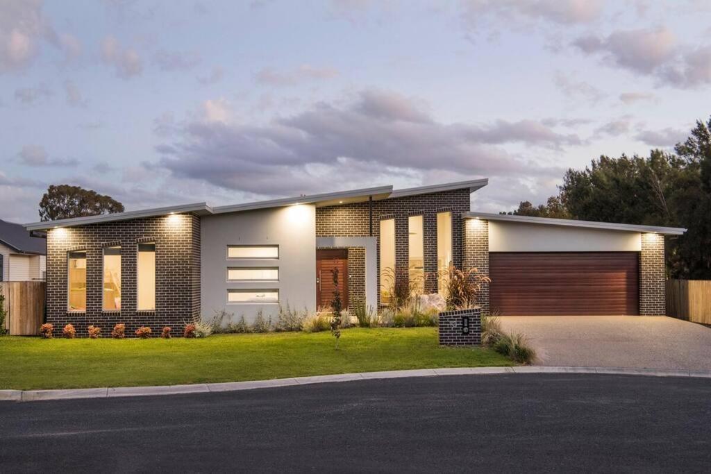 Luxury meets Modern along Cudgegong River — 4-Star Luxury Hotel in Mudgee, Australia
