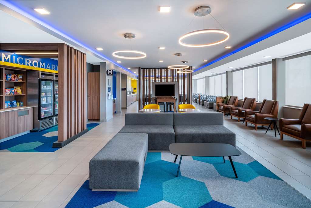Microtel Inn & Suites by Wyndham Hot Springs - photo 9