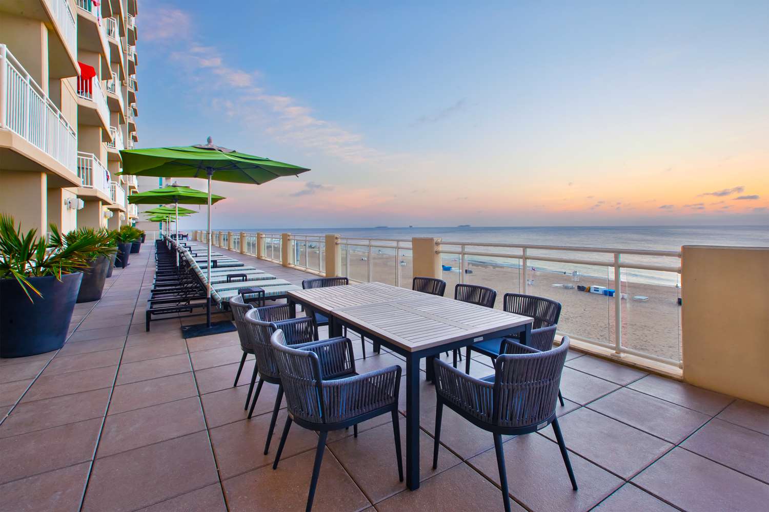 Hilton Garden Inn Virginia Beach Oceanfront - photo 20