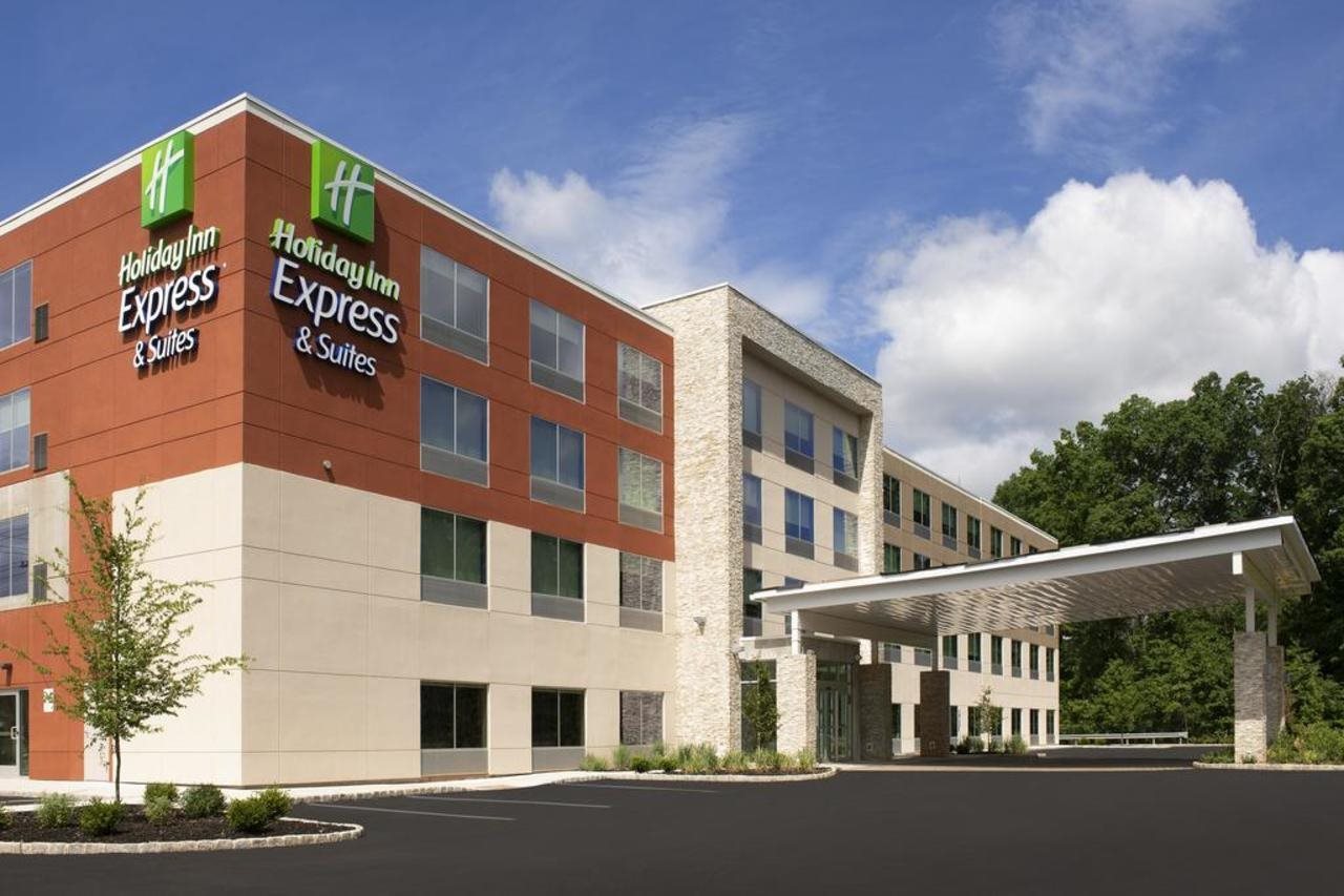 Holiday Inn Express & Suites Kingsland I 95 Naval Base Area by IHG - featured photo