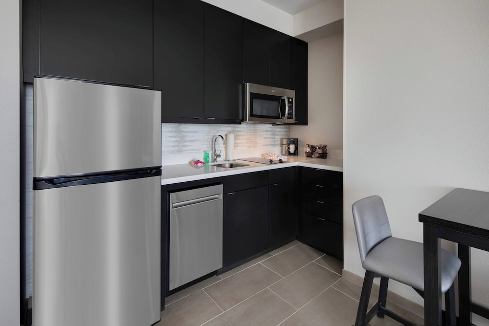 Residence Inn by Marriott Waco South - photo 13