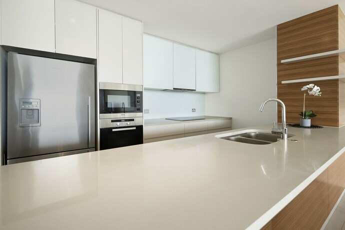 Mirage Ultimate Waterfront Luxury — Cannonvale — photo 2