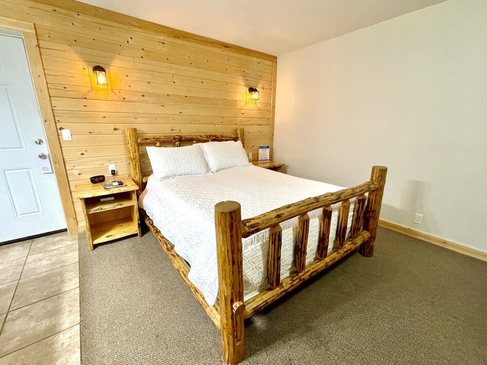 Carriage House Inn - photo 10
