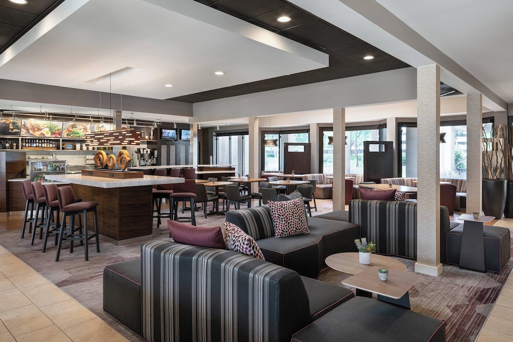 Courtyard by Marriott Pleasanton - carbon neutral hotel in Pleasanton