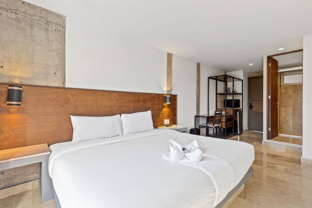 Morelos By Homirent in Queretaro, Mexico