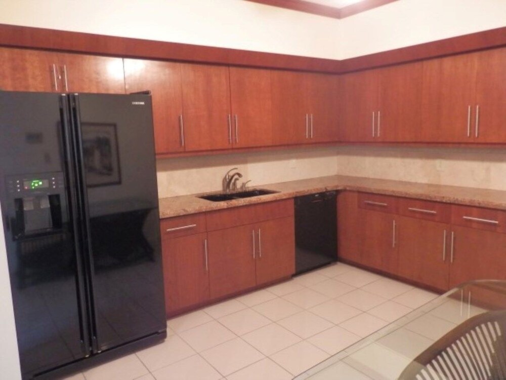 Windwood Beachside 303 on Hollywood Beach 3 2 for 8 Pool - photo 8