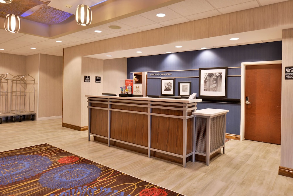 Hampton Inn & Suites Ann Arbor West - photo 4