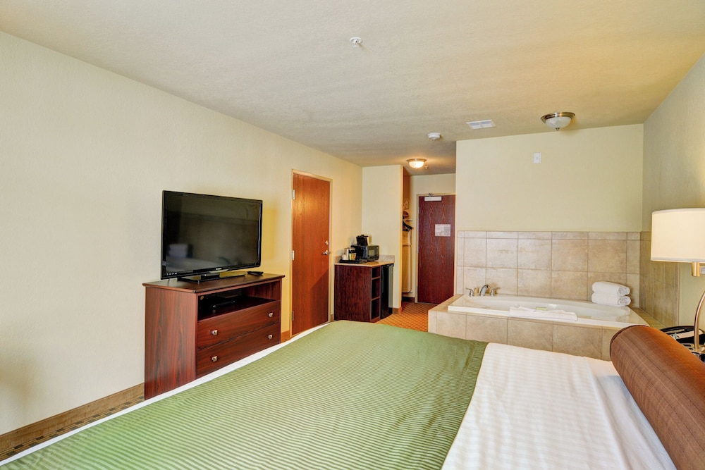 Cobblestone Hotel & Suites Punxsutawney PA - photo 15