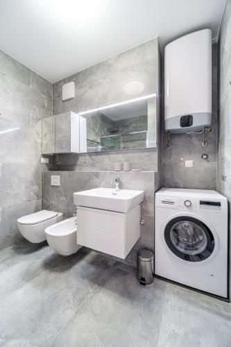 Golden view 7 — 4-Star Luxury Hotel in Split, Croatia