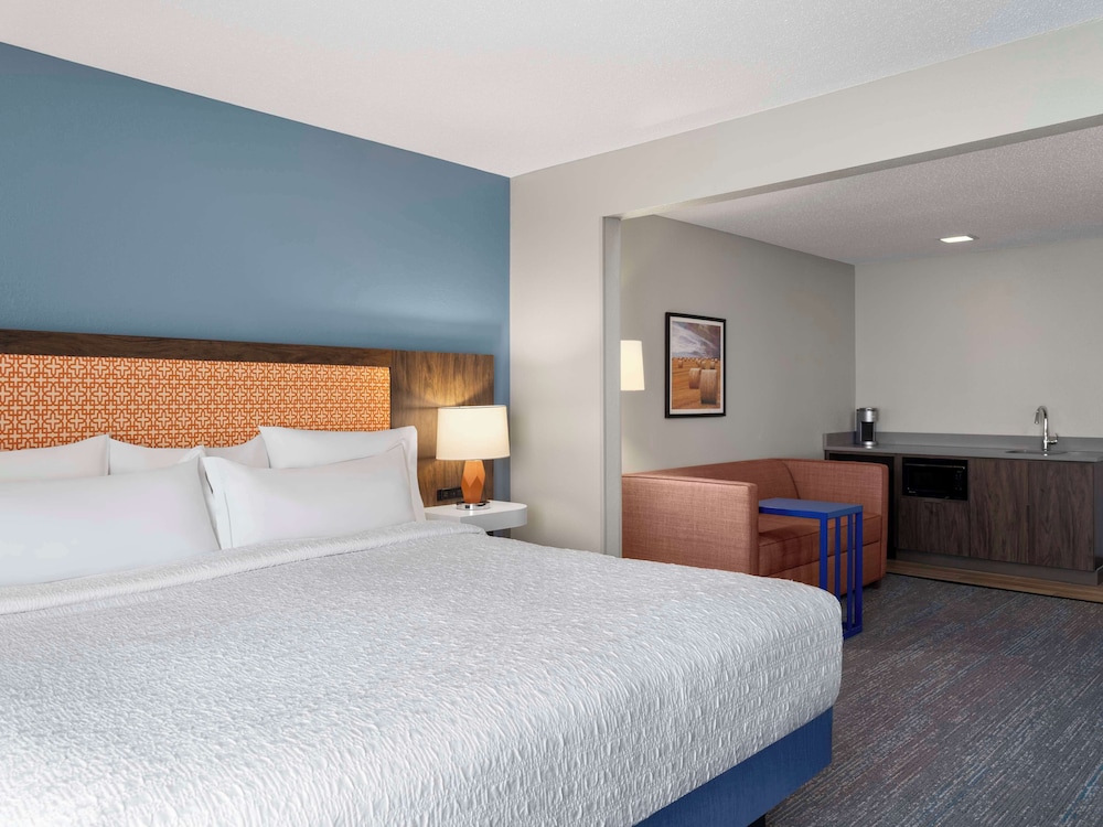 Hampton Inn Ottawa - photo 18
