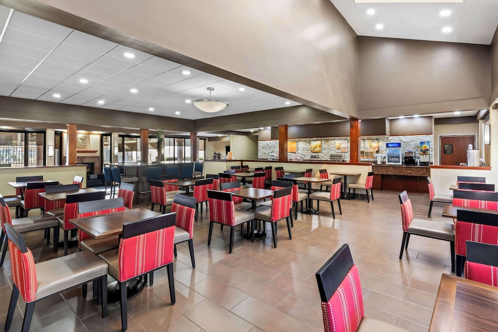 Comfort Inn Roswell Dunwoody - photo 35